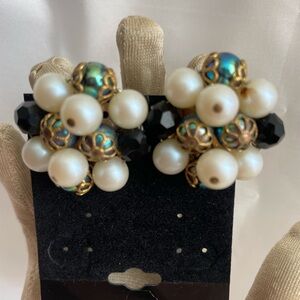 Vintage 1950's Gold Tone Cluster Faux Pearls with Beads Clip On Earrings